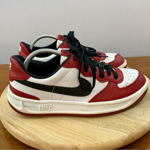 Nike Other - VINTAGE 2002 Nike ACE '83 Mens Sz 9 Women’s 10.5 Chicago Bulls Jordan 1 Colorway
